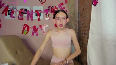 peach tyron online show from 17, 2, 2025