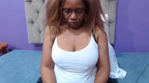 Snapshot of peachassxx chatting on 26, 4, 2026 peachy online show from 26, 4, 2026