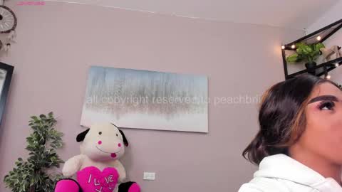 Snapshot of peachbrii chatting on 31, 5, 2026 Briana online show from 31, 5, 2026