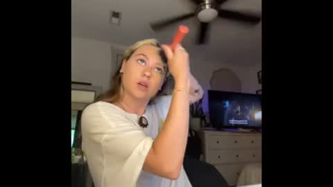 peachesncreampiezz online show from 26, 6, 2026
