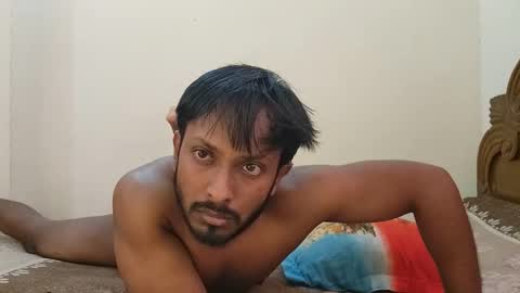 Snapshot of peachy_hunk chatting on 18, 11, 2025 Peachy Hunk online show from 18, 11, 2025