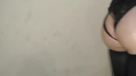 PeachyAss online show from 20, 1, 2025