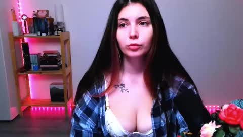 Peachy online show from 15, 10, 2025