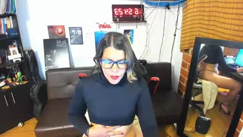 Tangerine Penaut online show from 18, 1, 2025