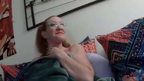 peanutbutterandjealous1 online show from 6, 5, 2026