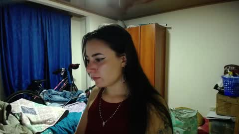 Snapshot of pearl_3 chatting on 27, 12, 2024 Pearl online show from 27, 12, 2024