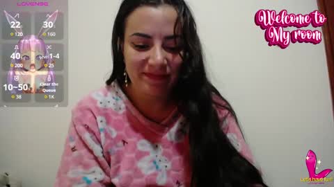 Snapshot of pearl_3 chatting on 12, 2, 2025 Pearl online show from 12, 2, 2025