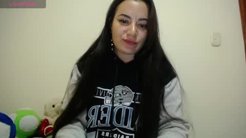 Snapshot of pearl_3 chatting on 10, 3, 2025 Pearl online show from 10, 3, 2025