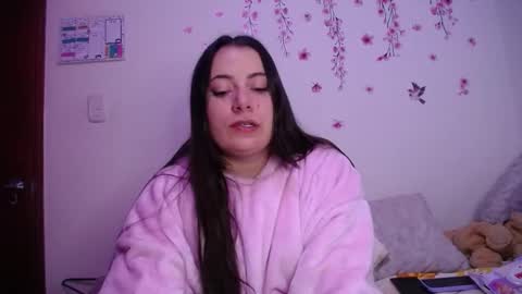 Snapshot of pearl_3 chatting on 27, 2, 2026 Pearl online show from 27, 2, 2026