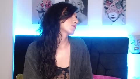 Snapshot of pearlatin chatting on 10, 1, 2025 pearlatin online show from 10, 1, 2025