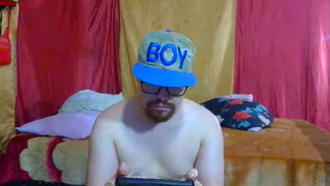 Snapshot of pecadodulce chatting on 4, 2, 2026 pecadodulce online show from 4, 2, 2026