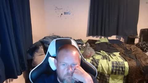 pecker40 online show from 31, 12, 2024