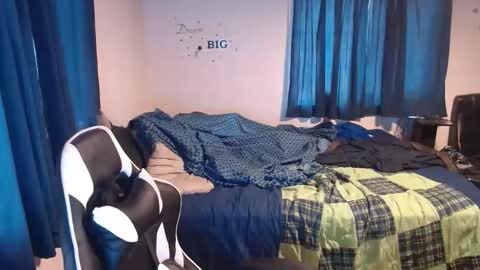 pecker40 online show from 5, 1, 2025