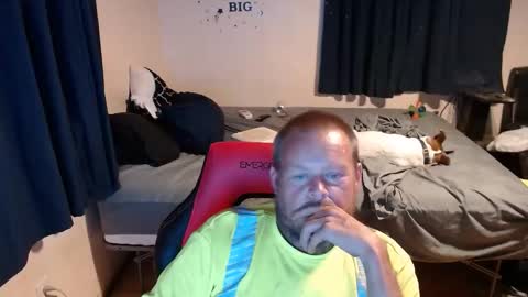 pecker40 online show from 12, 9, 2025