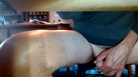 Snapshot of peecocktail chatting on 16, 4, 2026 peecocktail online show from 16, 4, 2026