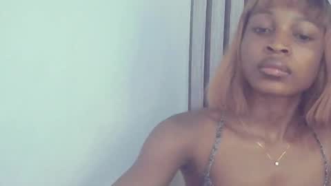 Snapshot of peetyface chatting on 6, 10, 2025 Lizzy online show from 6, 10, 2025