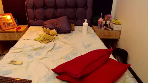 Peiton  online show from 25, 2, 2025