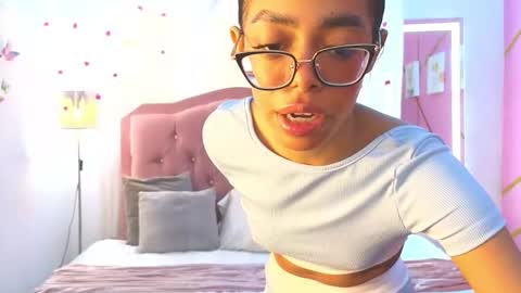 peneelopeecute online show from 4, 2, 2026