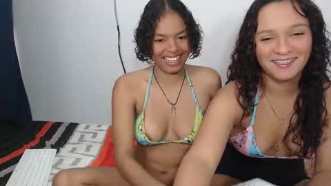 Snapshot of penelopeh_ chatting on 17, 10, 2025 penelopeh_ online show from 17, 10, 2025