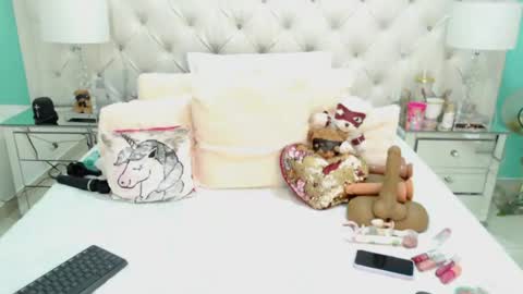 Snapshot of penelopelaurent chatting on 17, 6, 2026 Penelope Laurent online show from 17, 6, 2026