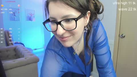 Hi  Im Peneloppa online show from 16, 1, 2025