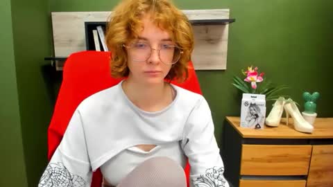 Snapshot of penny_lust chatting on 17, 9, 2025 Penny online show from 17, 9, 2025