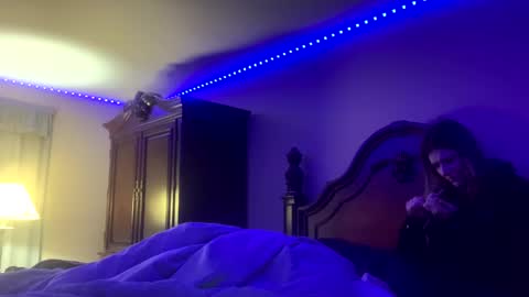 Penutbuttajelllytime online show from 28, 1, 2025