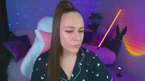 Dia  online show from 26, 10, 2025