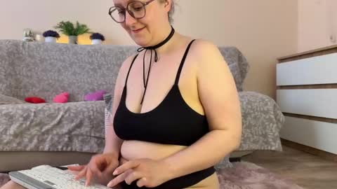 Snapshot of pepper_corn chatting on 10, 5, 2026 Olga and Kirill online show from 10, 5, 2026
