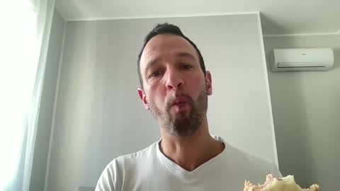 peppinslosqualo online show from 2, 3, 2025