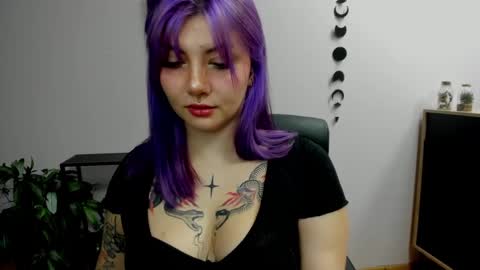 Gabbie online show from 18, 12, 2024