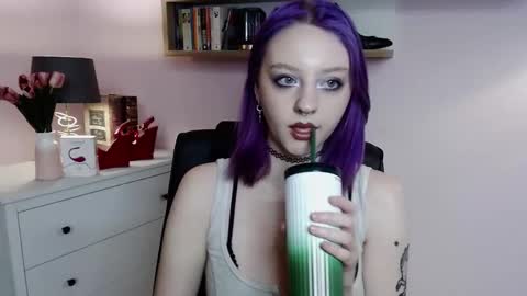 Snapshot of perfect_madeline chatting on 9, 3, 2025 Madeline online show from 9, 3, 2025