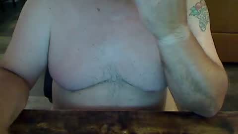 Snapshot of perfecto1957 chatting on 16, 10, 2025 perfecto1957 online show from 16, 10, 2025
