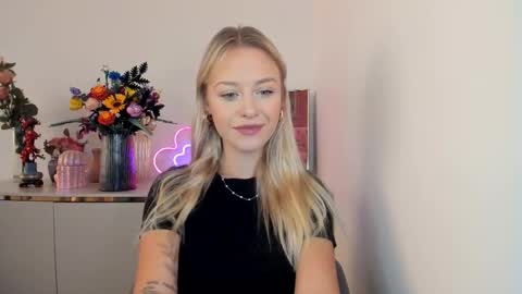 Cindy online show from 23, 9, 2025