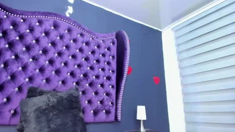 Perla online show from 7, 3, 2025