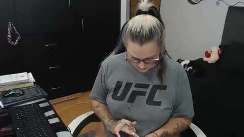 goloza online show from 10, 11, 2025