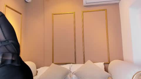 PerlaPreciosa online show from 23, 9, 2025