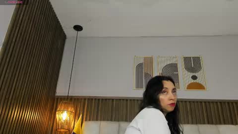 Snapshot of perlapreciosa chatting on 19, 7, 2026 PerlaPreciosa online show from 19, 7, 2026