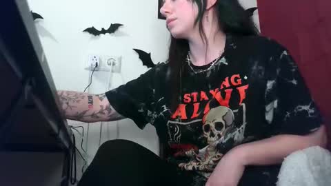 Snapshot of persephones_garden chatting on 25, 2, 2026 Persephone online show from 25, 2, 2026