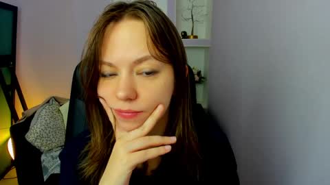 Snapshot of persinaky chatting on 25, 4, 2026 horror flying on the wings of the night.... online show from 25, 4, 2026
