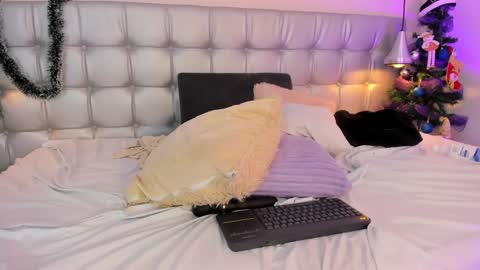 Snapshot of pervert_lizza chatting on 28, 12, 2024 Lizza online show from 28, 12, 2024