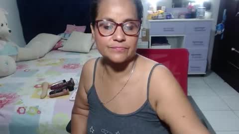 Snapshot of pervert_mommy_x chatting on 23, 4, 2026 SAMY online show from 23, 4, 2026