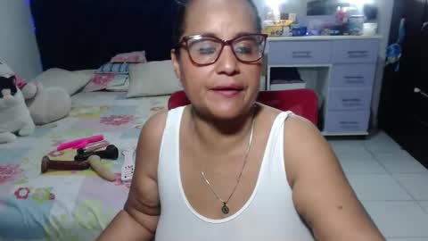 Snapshot of pervert_mommy_x chatting on 24, 4, 2026 SAMY online show from 24, 4, 2026