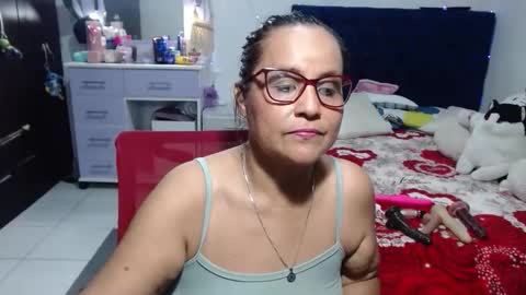 Snapshot of pervert_mommy_x chatting on 26, 5, 2026 SAMY online show from 26, 5, 2026
