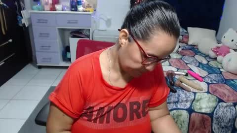 Snapshot of pervert_mommy_x chatting on 6, 6, 2026 SAMY online show from 6, 6, 2026
