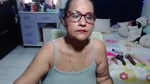 Snapshot of pervert_mommy_x chatting on 23, 7, 2026 SAMY online show from 23, 7, 2026