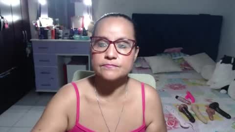 Snapshot of pervert_mommy_x chatting on 25, 7, 2026 SAMY online show from 25, 7, 2026