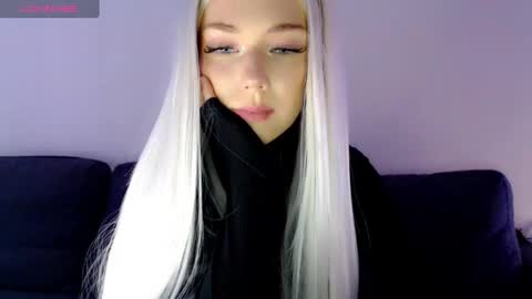 Isabella online show from 4, 1, 2025