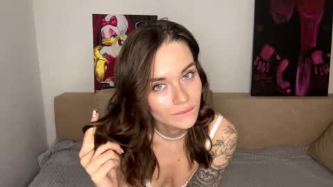 Oliver and Leona online show from 18, 12, 2025