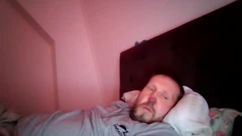 Snapshot of peterpeters443 chatting on 25, 3, 2026 jelle online show from 25, 3, 2026